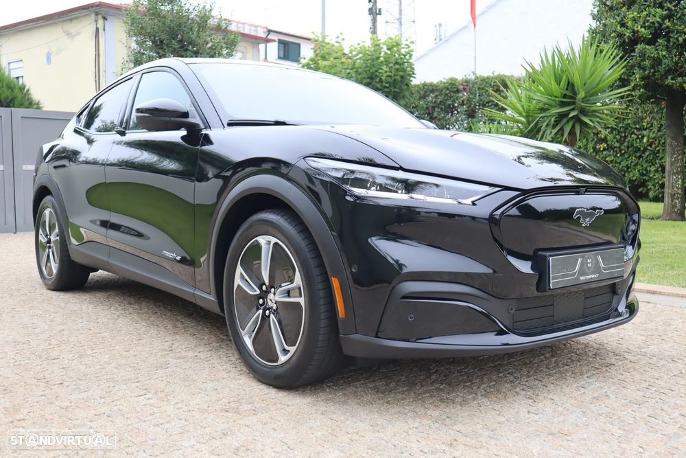 Ford Mustang Mach-E Standard - 2