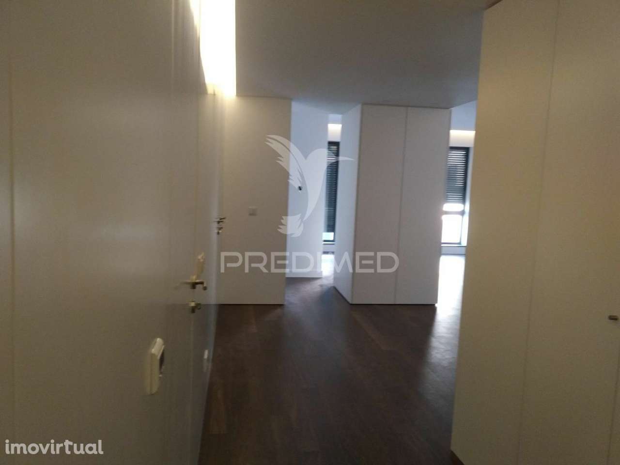 Apartamento T4 Renovado Á Rotunda da Boavista - Grande imagem: 2/18