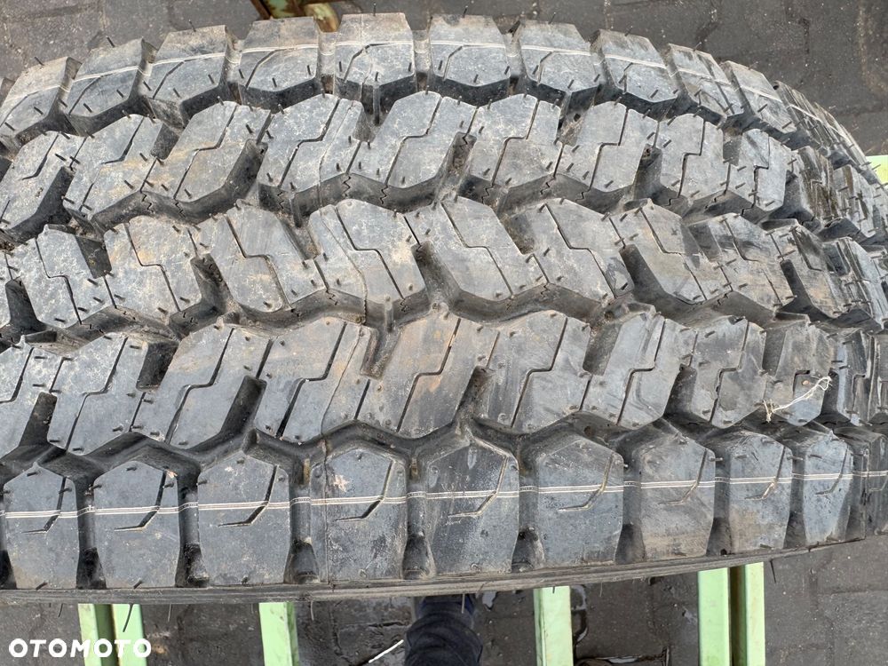Kompletne koło, felga, opona Michelin 215/75 R17,5 - 2