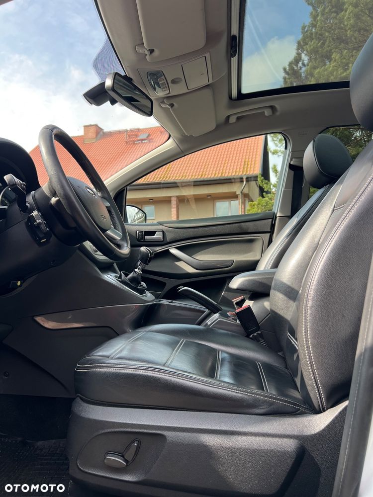 Ford Kuga 2.0 TDCi 4x4 Titanium - 33