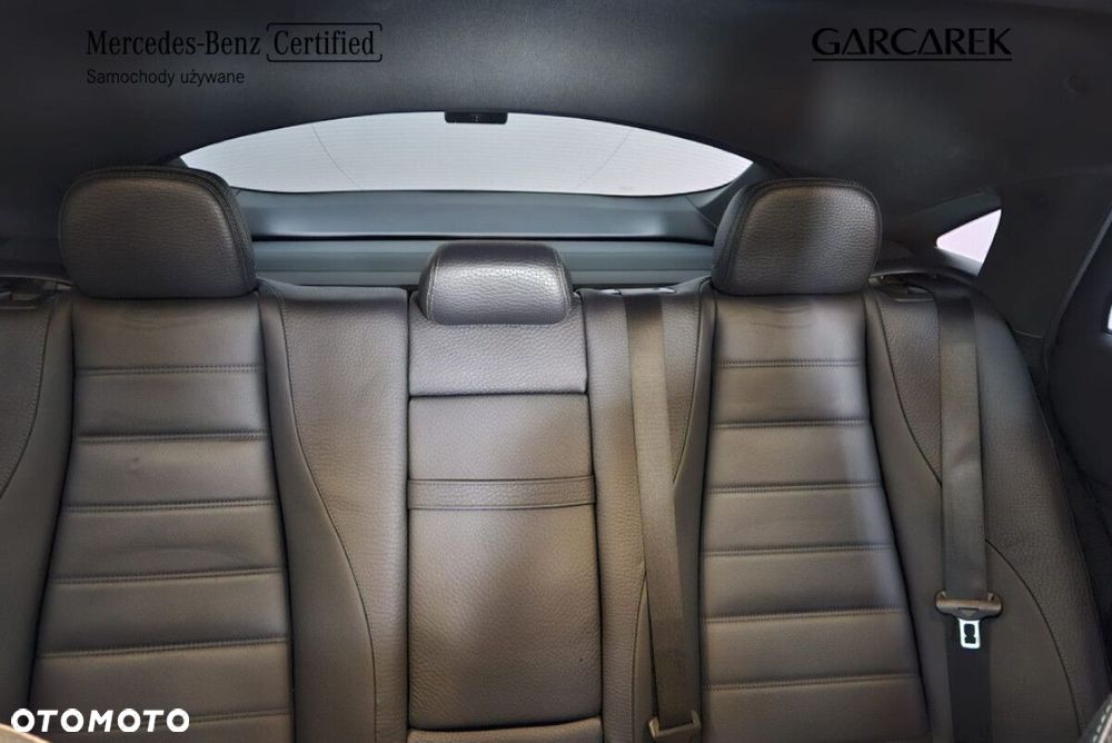 Mercedes-Benz GLE - 28