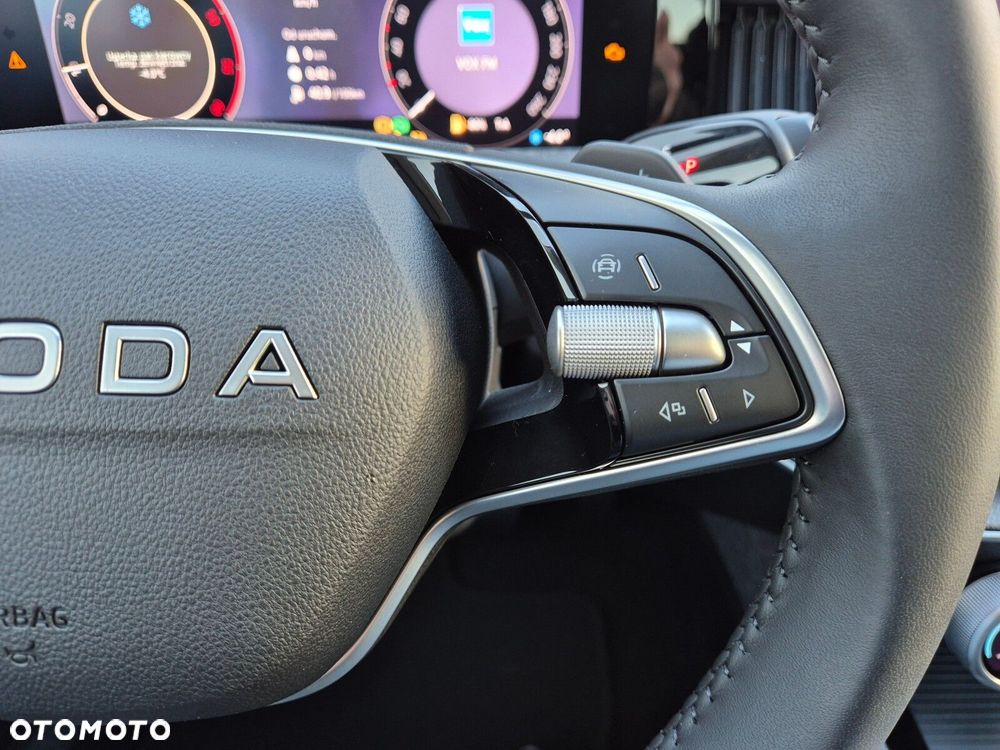 Skoda Superb 2.0 TDI SCR Selection DSG - 31