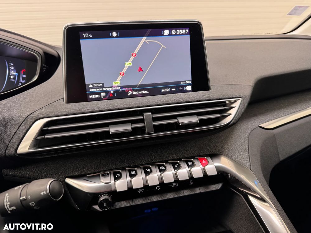 Peugeot 3008 1.2 PureTech Turbo S&S GT-Line - 19