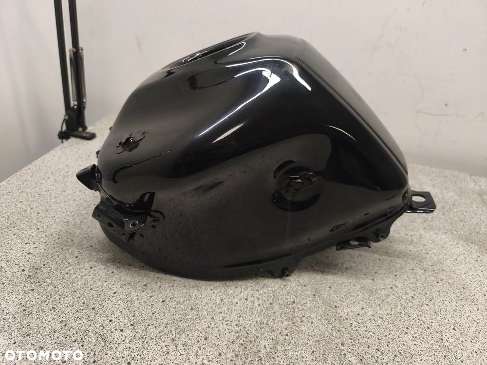 Bak, zbiornik paliwa KTM 125 Duke - 5