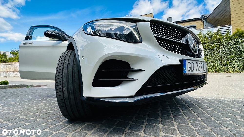 Mercedes-Benz GLC - 9