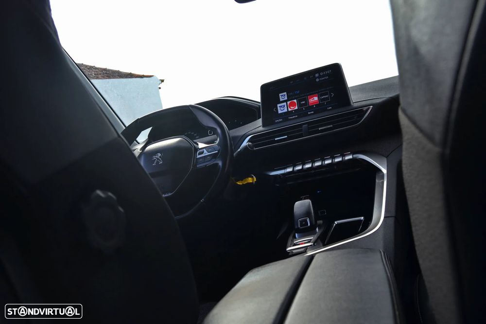 Peugeot 3008 1.5 BlueHDi Allure EAT8 - 15