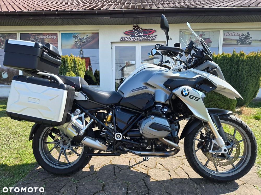 BMW R - 1