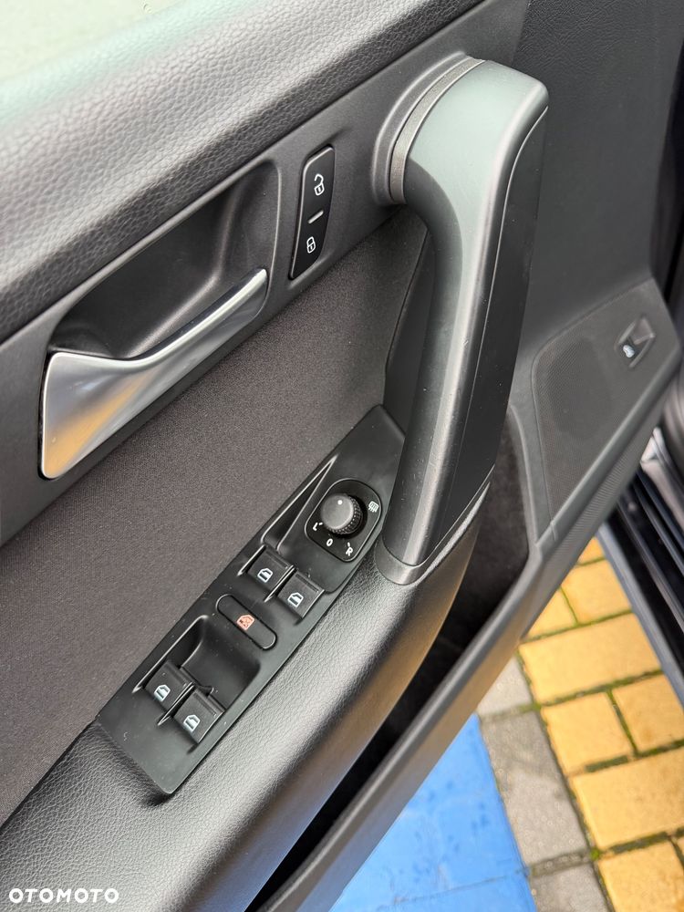 Volkswagen Passat 2.0 TDI BlueMotion Technology Comfortline - 22