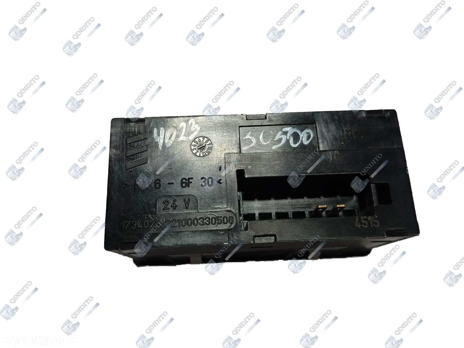 PANEL STEROWNIK OGRZEWANIA POSTOJOWEGO WEBASTO EBERSPAECHER DAF 1734023 221000330500 - 2