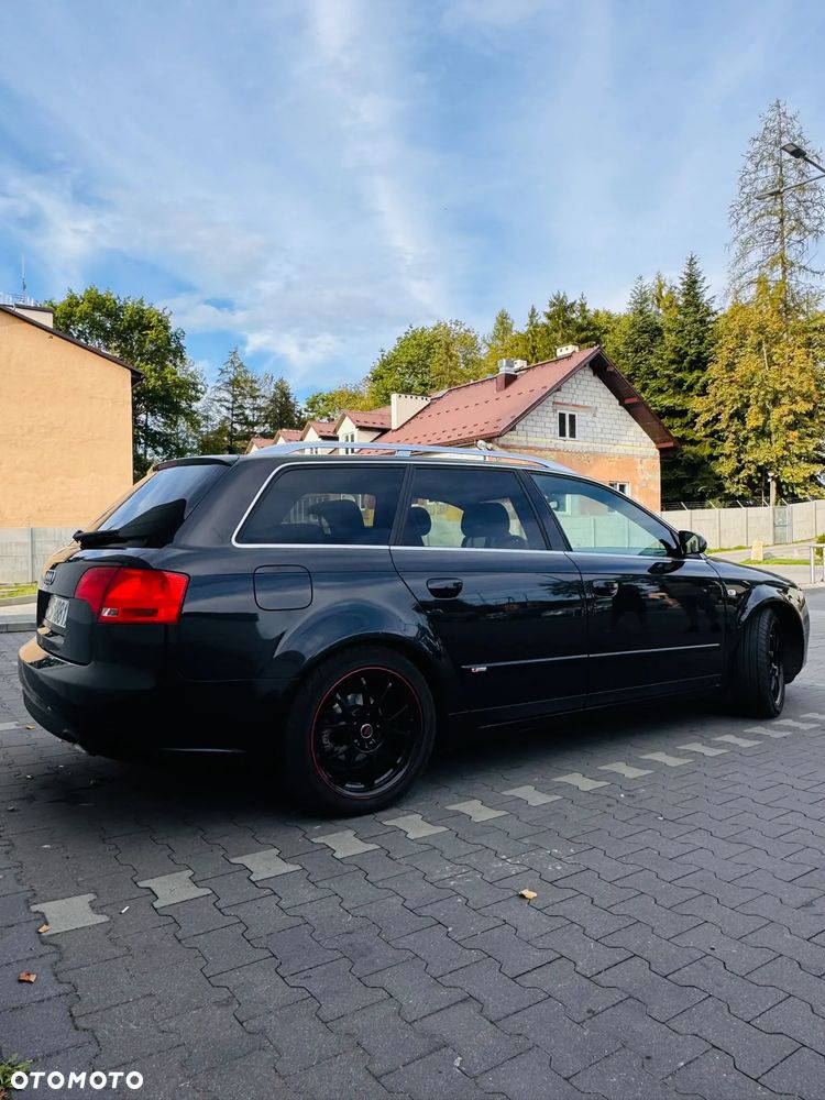 Audi A4 Avant - 4