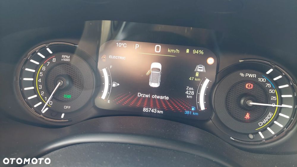 Jeep Renegade 1.3 T-GDI 4xe Automatik Altitude - 6