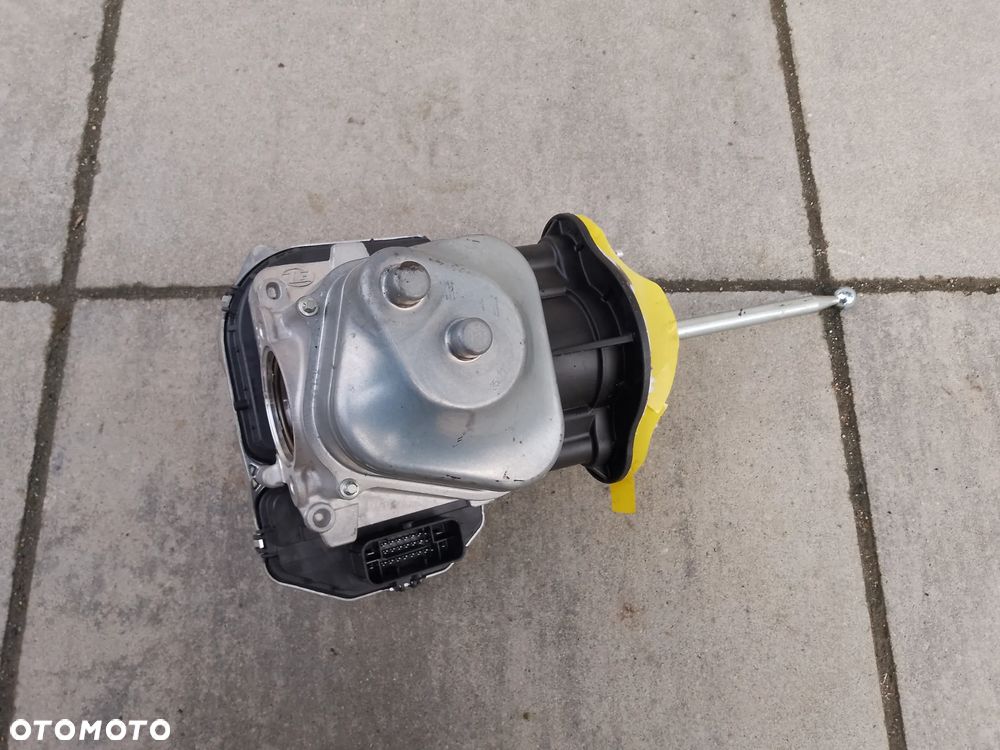 Audi Q4 e-tron SERWO HAMULCA ELEKTRYCZNE 1EB614105BC - 3