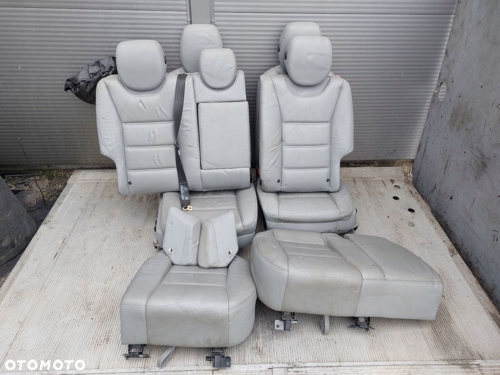 KOMPLET FOTELI LEWY PRAWY KANAPA TYŁ  PORSCHE CAYENNE  I - 1