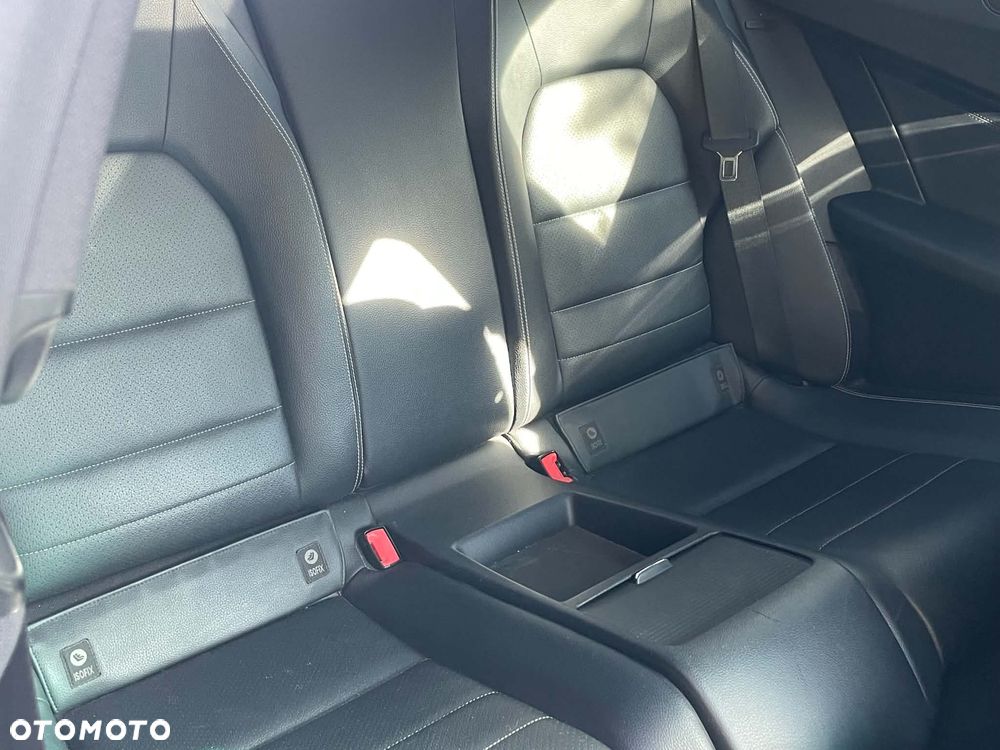 Mercedes-Benz Klasa C 250 CGI BlueEff Sport - 18