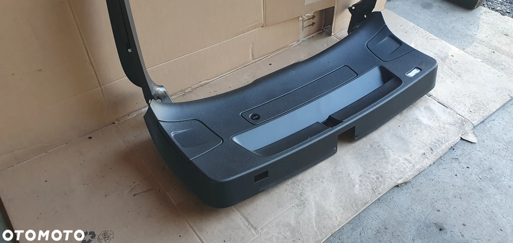 Tapicerka osłona klapy bagażnika Audi A4 B8 8K9867979 - 5