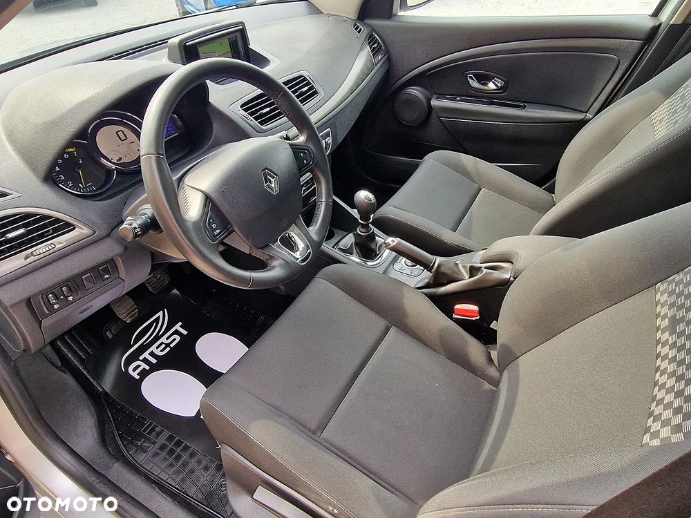 Renault Megane Grandtour ENERGY TCe 115 Start & Stop Authentique - 8