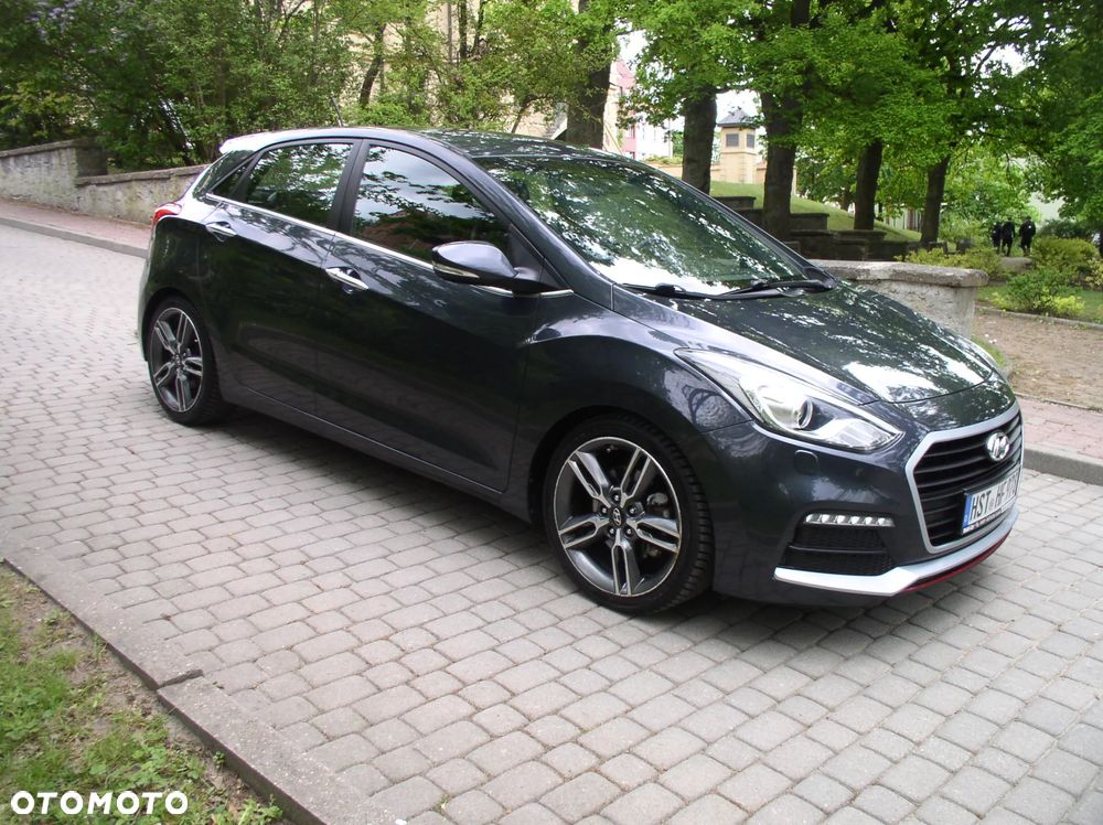 Hyundai i30 1.6 GDI Turbo Luxury - 37