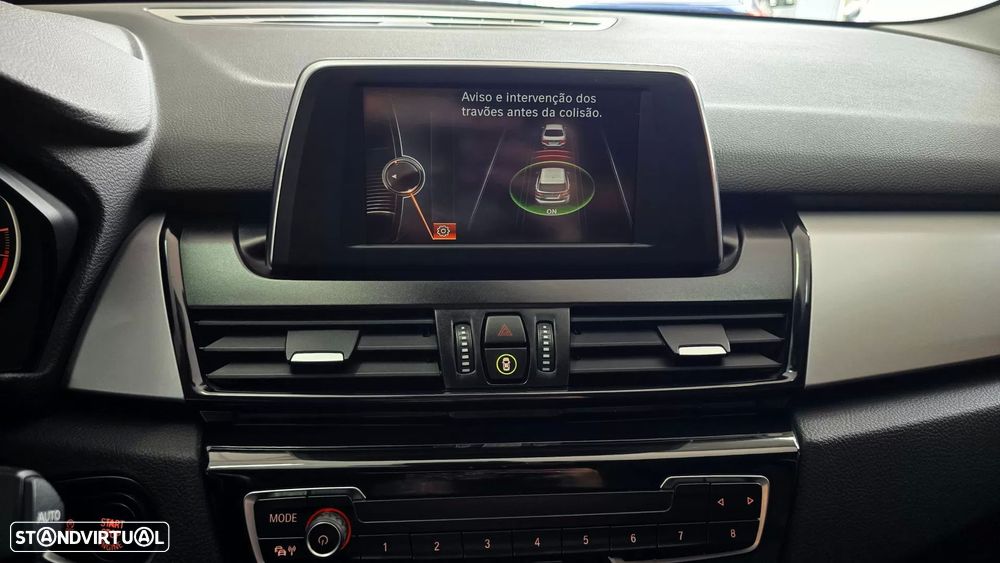 BMW 216 Active Tourer d Line Sport Auto - 30