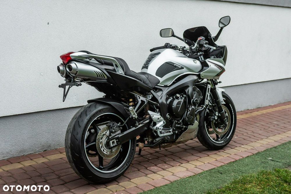 Yamaha FZ - 3