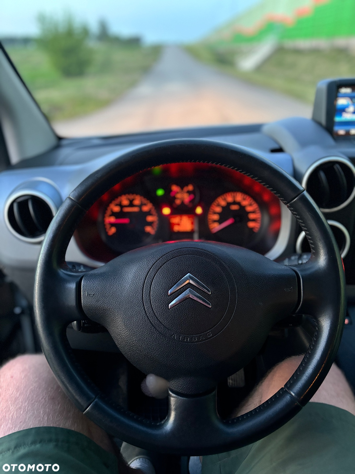 Citroën Berlingo 1.6 HDi Exclusive - 12
