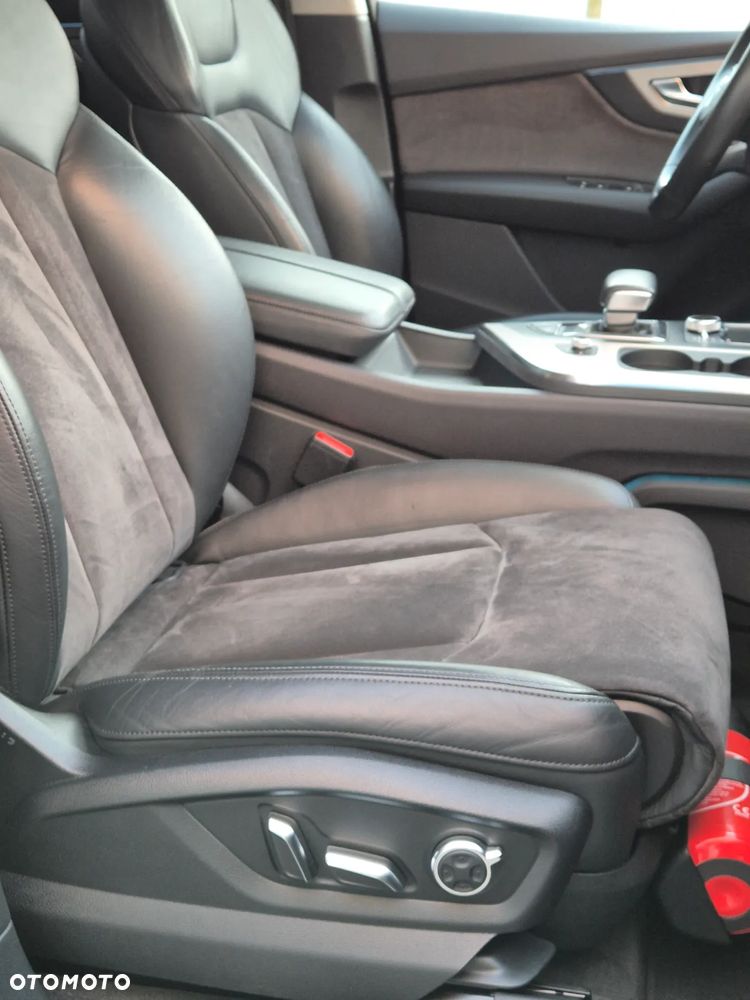 Audi Q7 - 28