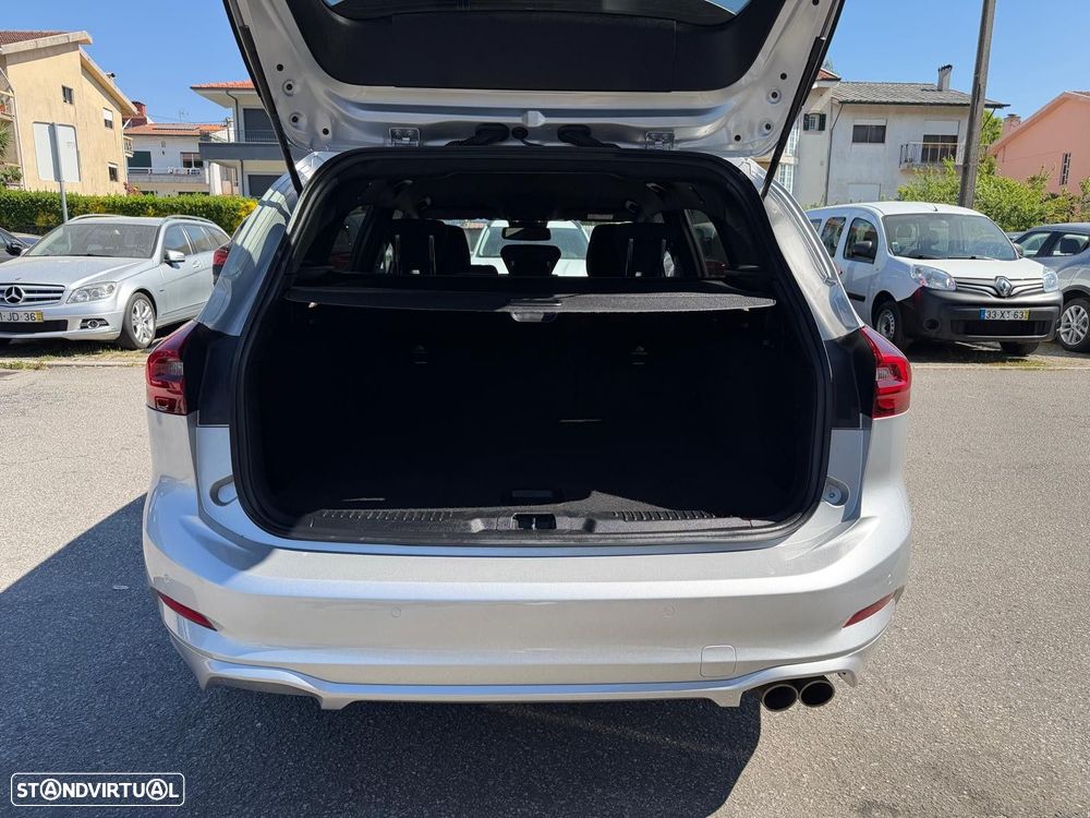 Ford Focus SW 1.0 EcoBoost MHEV ST-Line - 14