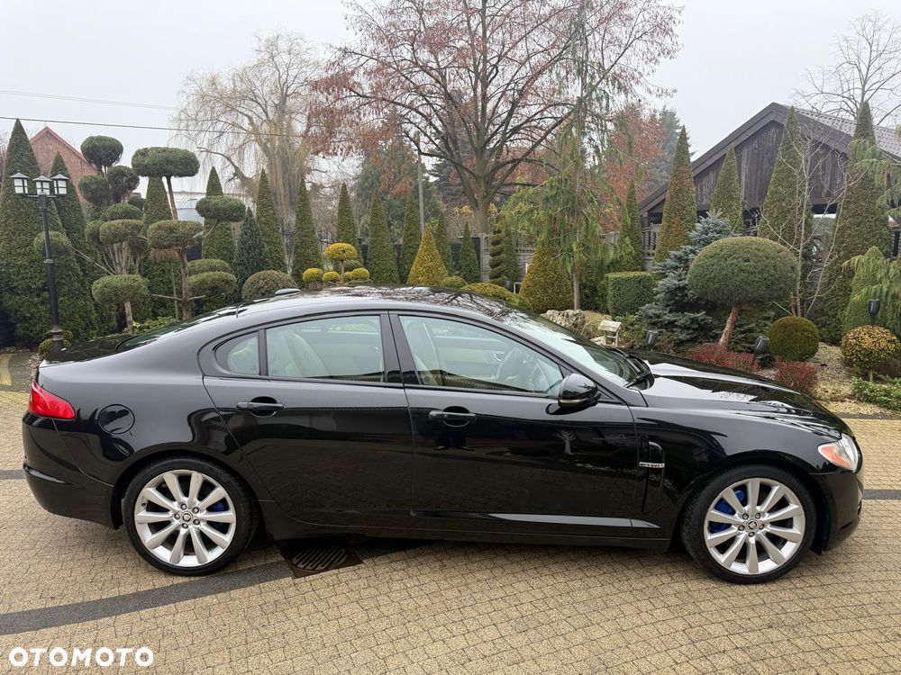 Jaguar XF 3.0 V6 S - 8