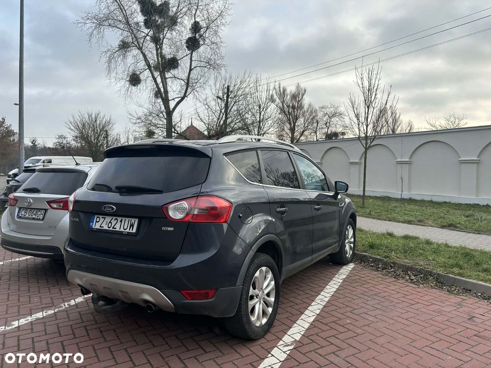 Ford Kuga 2.0 TDCi 2x4 Titanium - 5