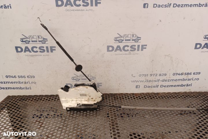 Broasca usa spate dreapta 06A20639016G Volkswagen VW Tiguan 1 5N [200 - 4