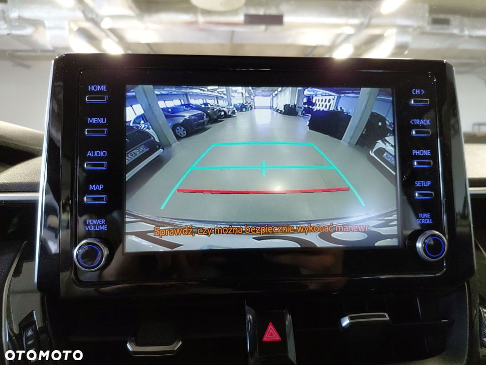 Toyota Corolla 1.8 Hybrid Comfort - 24