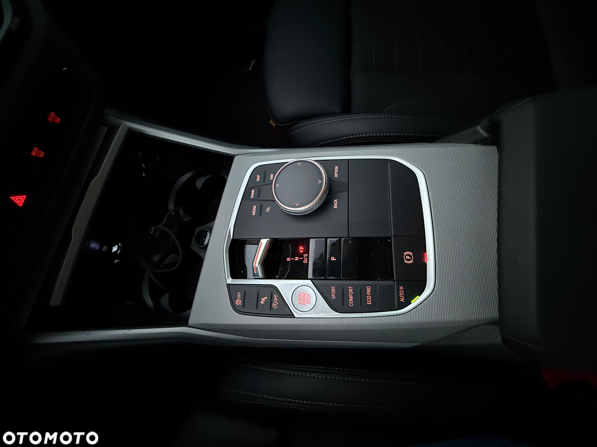 BMW Seria 3 320i xDrive - 23