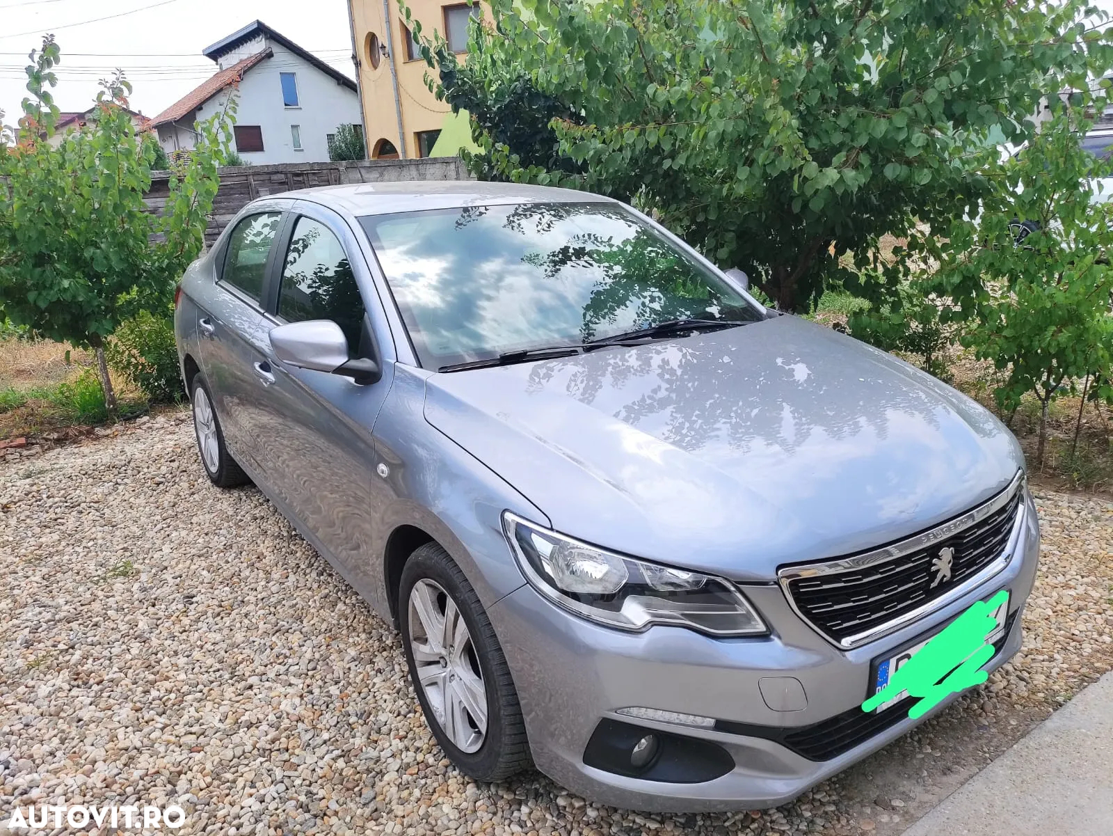 Peugeot 301 1.5 BlueHDI FAP Allure - 2