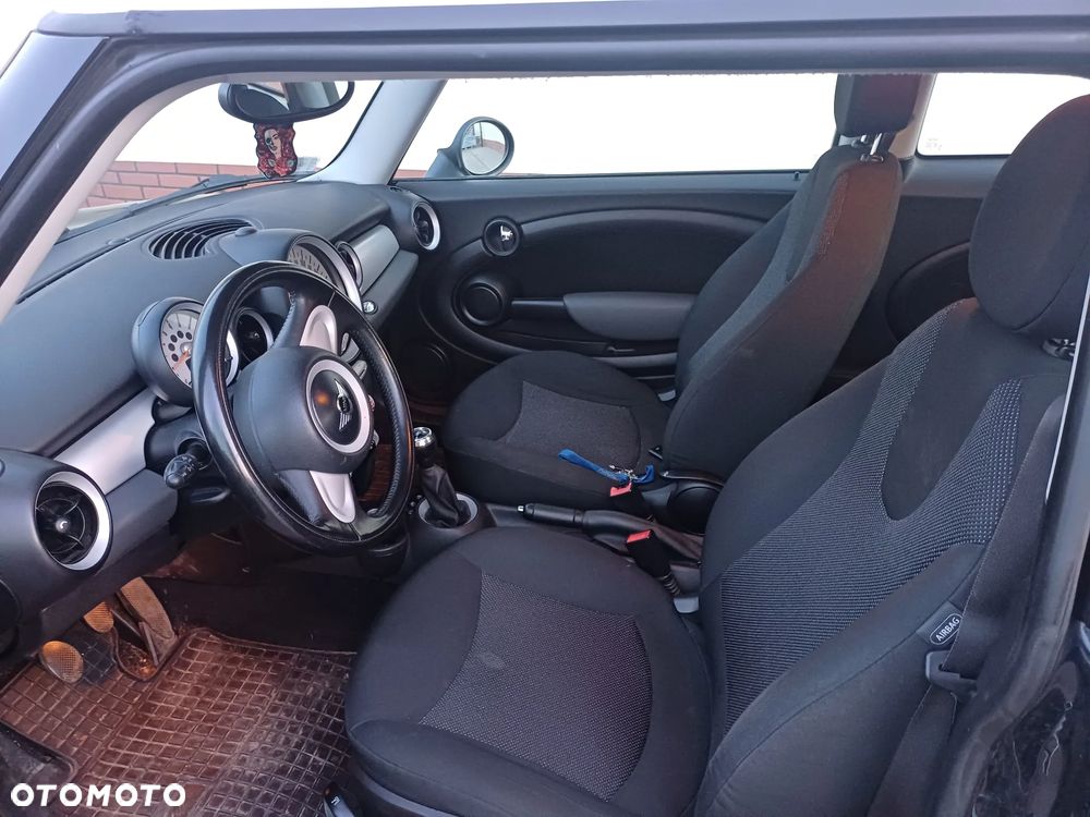 MINI ONE Standard - 27