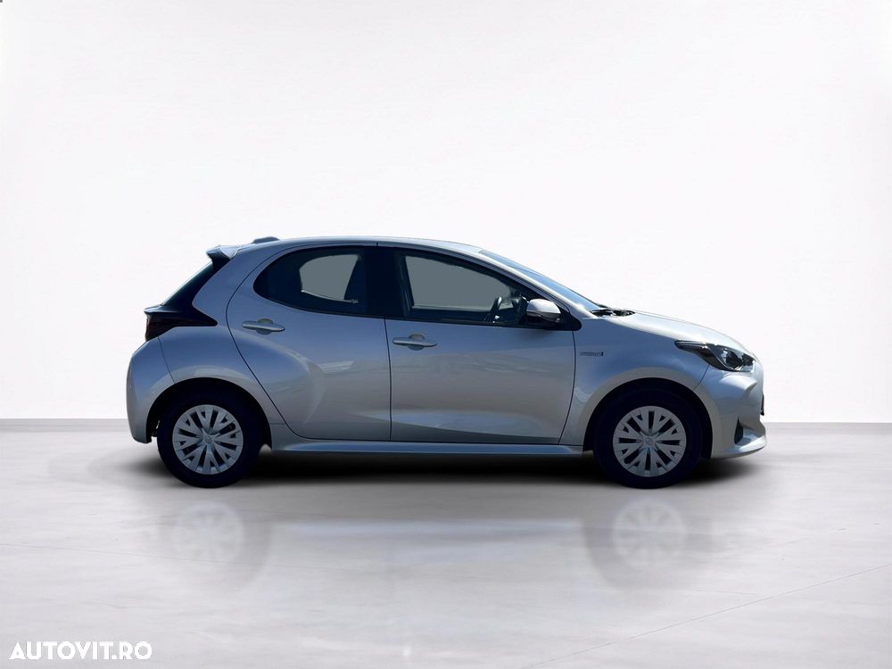 Toyota Yaris - 8