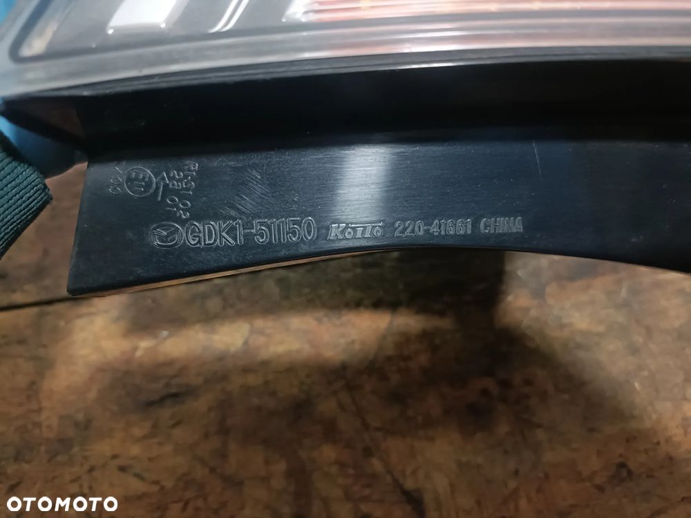 MAZDA 6 II GH 10-13 2011 r. LIFT SEDAN LAMPA LEWY TYŁ W BŁOTNIK EU - 9