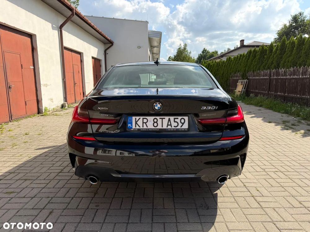 BMW Seria 3 330i xDrive M Sport sport - 4