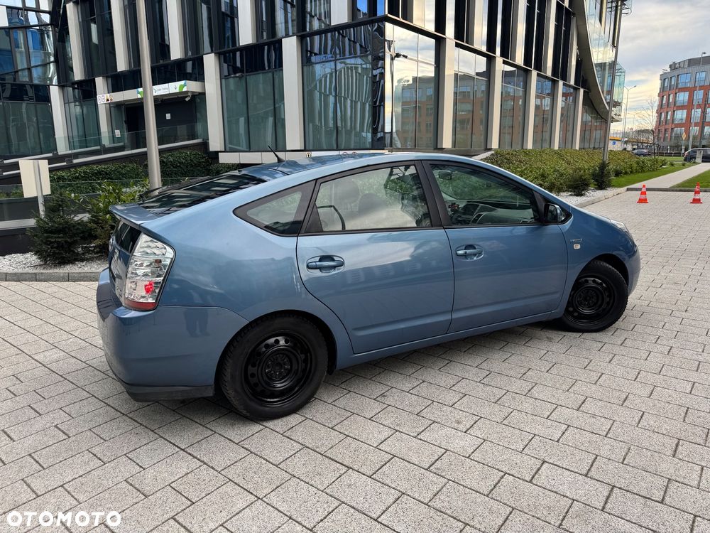 Toyota Prius 1.5 VVT-i Prestige - 9