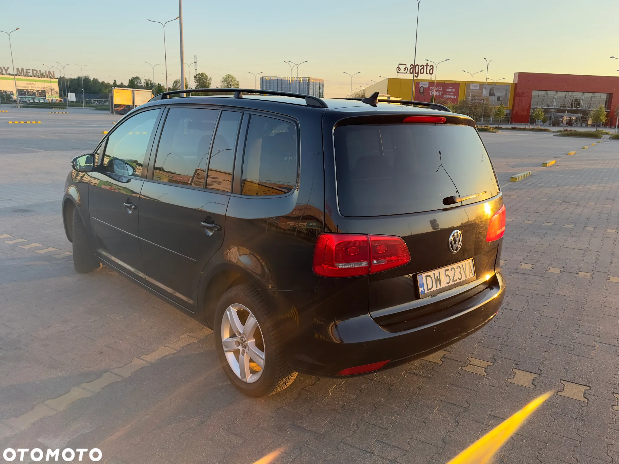 Volkswagen Touran 1.6 TDI DPF BlueMot Trendline - 13