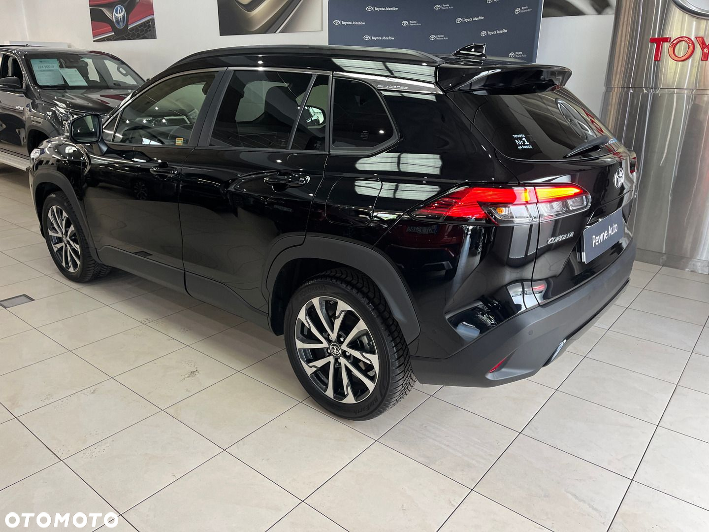 Toyota Corolla Cross - 2