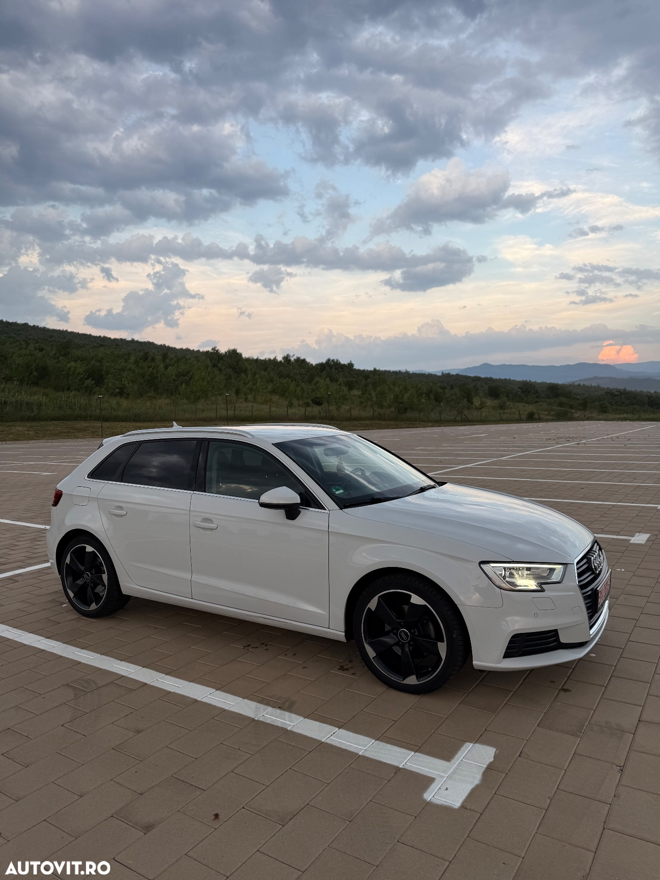 Audi A3 Sportback 2.0 TDI S tronic - 3