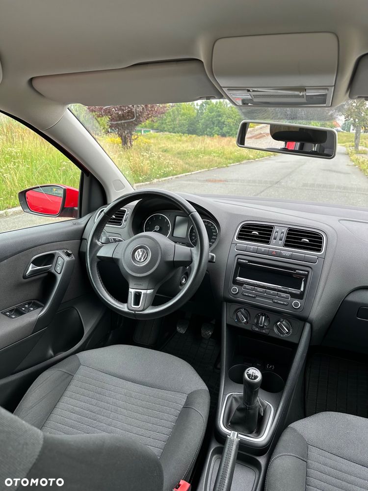 Volkswagen Polo - 11