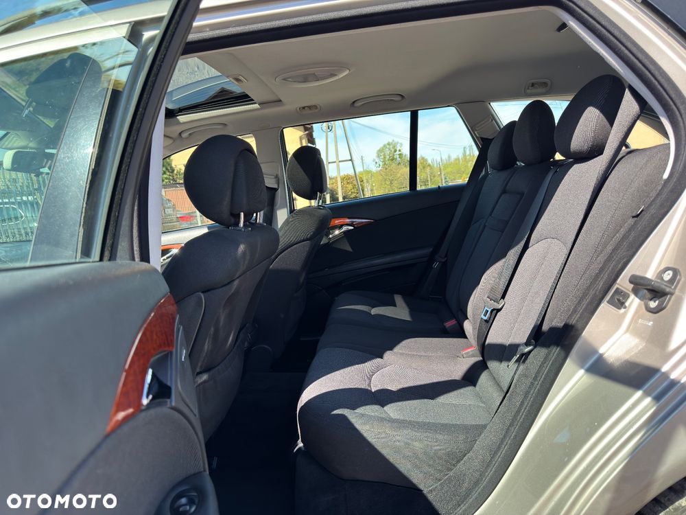 Mercedes-Benz Klasa E 220 CDI Automatik Classic BusinessEDITION - 19