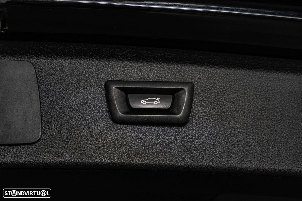 BMW 225xe Active Tourer Advantage - 25