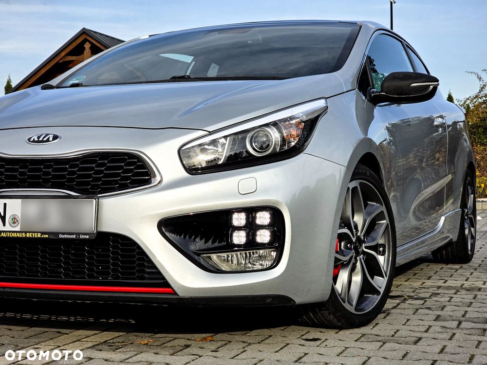Kia Ceed 1.6 T-GDI GT - 4