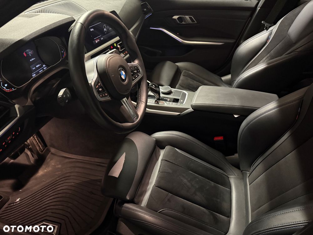 BMW Seria 3 330i M Sport sport - 10