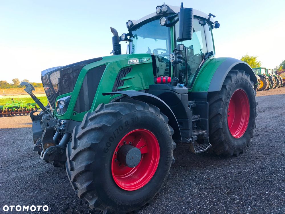 Fendt 828 Vario Profi Plus