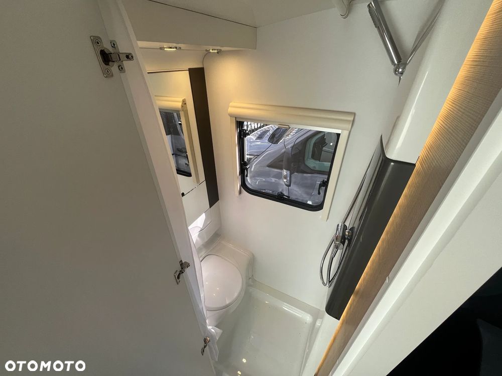 Adria Action 391 PH - 10