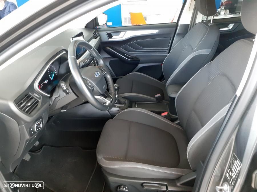 Ford Focus SW 1.5 TDCi EcoBlue Business - 26