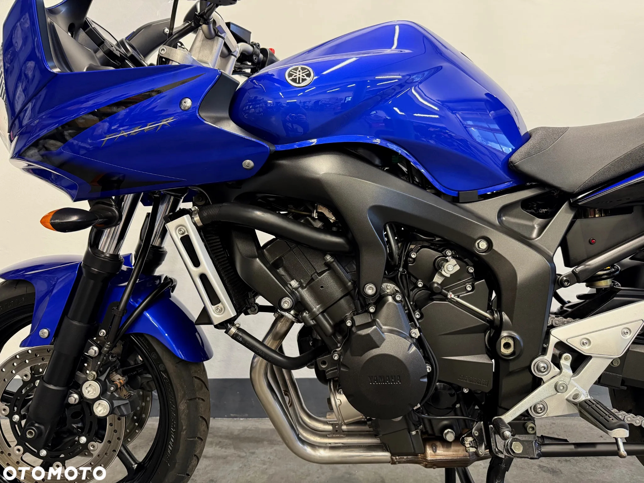 Yamaha FZ6 - 10