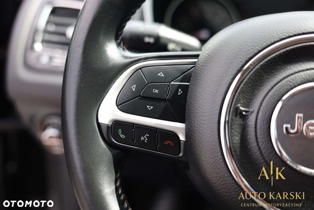 Jeep Compass - 23
